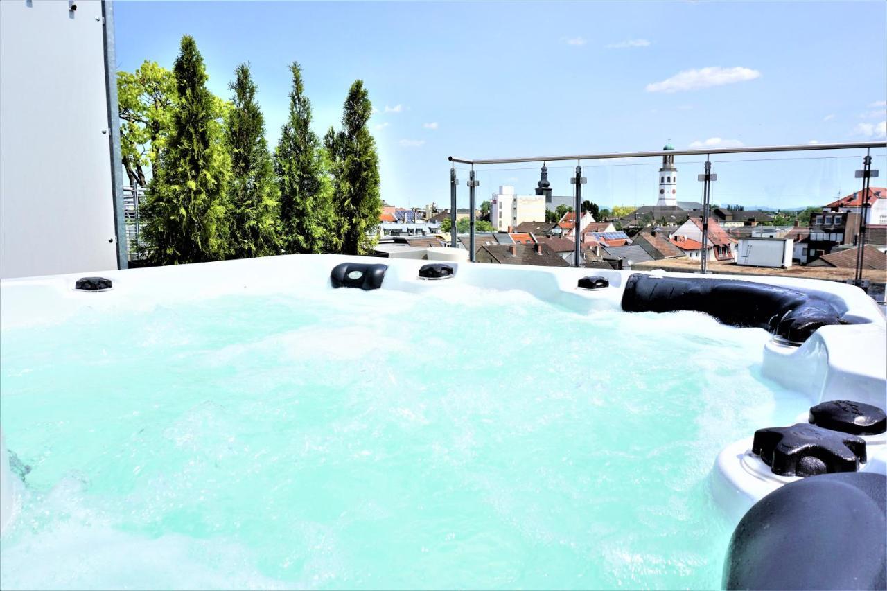 Panorama Penthouse Apartment Mit Klima Und Whirlpool Fuer Bis Zu 6 Personen Frankenthal  Esterno foto