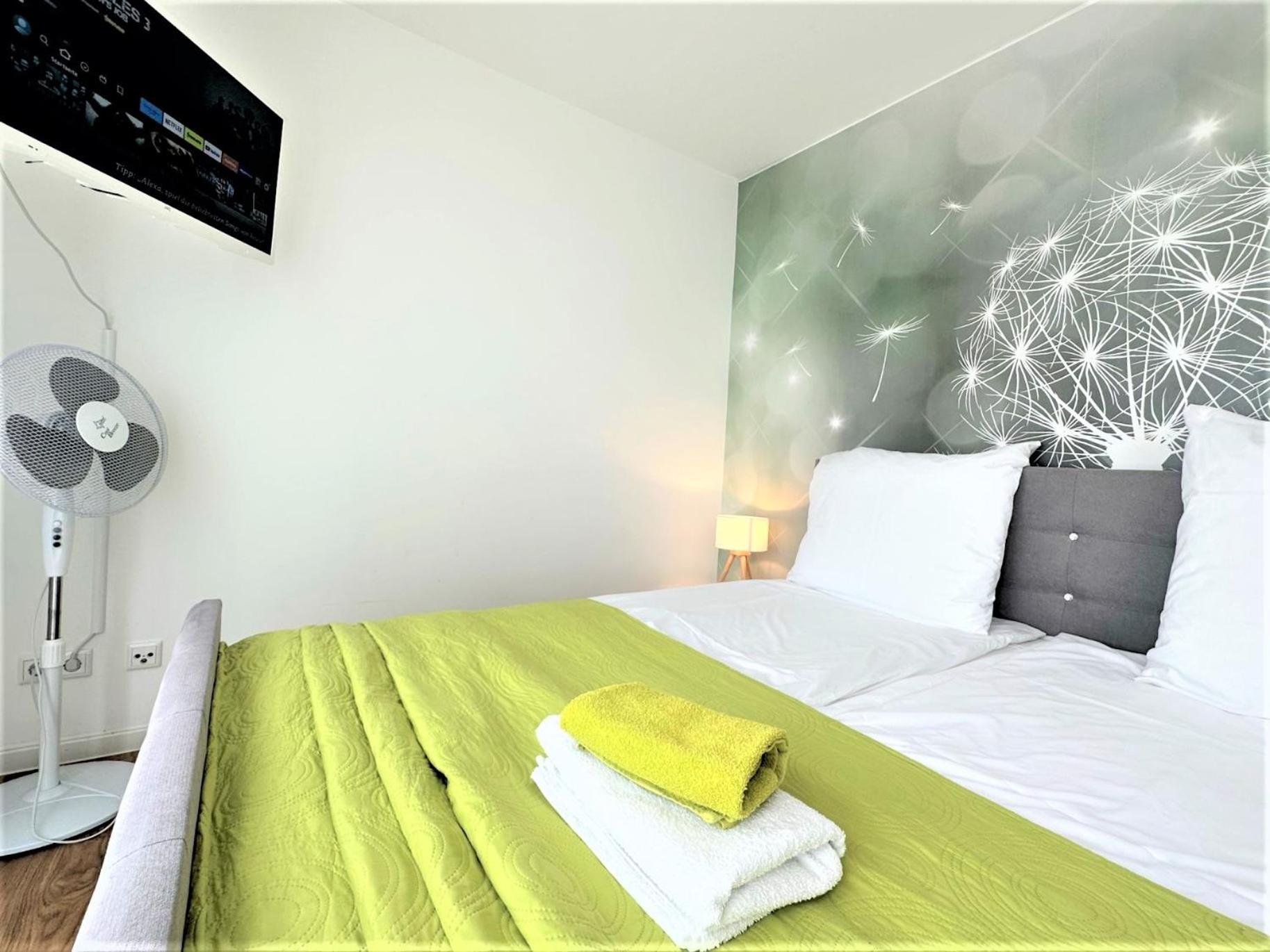 Panorama Penthouse Apartment Mit Klima Und Whirlpool Fuer Bis Zu 6 Personen Frankenthal  Esterno foto