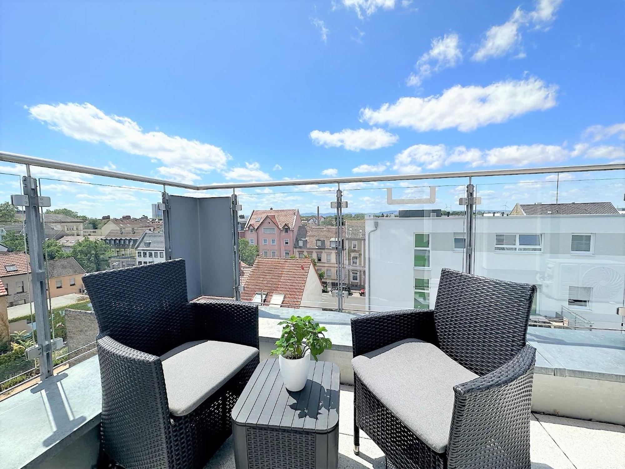 Panorama Penthouse Apartment Mit Klima Und Whirlpool Fuer Bis Zu 6 Personen Frankenthal  Esterno foto